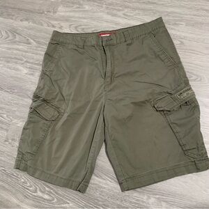 UNIONBAY Men's  lightweight Green Cargo Shorts